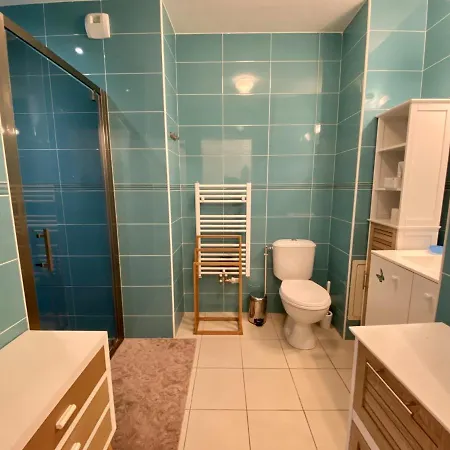 A Pour 2 Personnes Avec Terrasse Et Parking - Fr-1-474-38 Apartmán